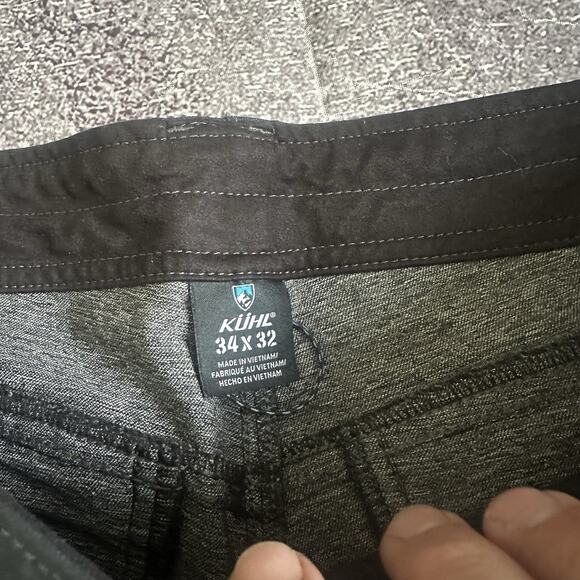 Men's Kuhl Klash Soft Shell Black Gray Water Resistant Hiking Pants Sz 34 X 32 - Picture 3 of 5
